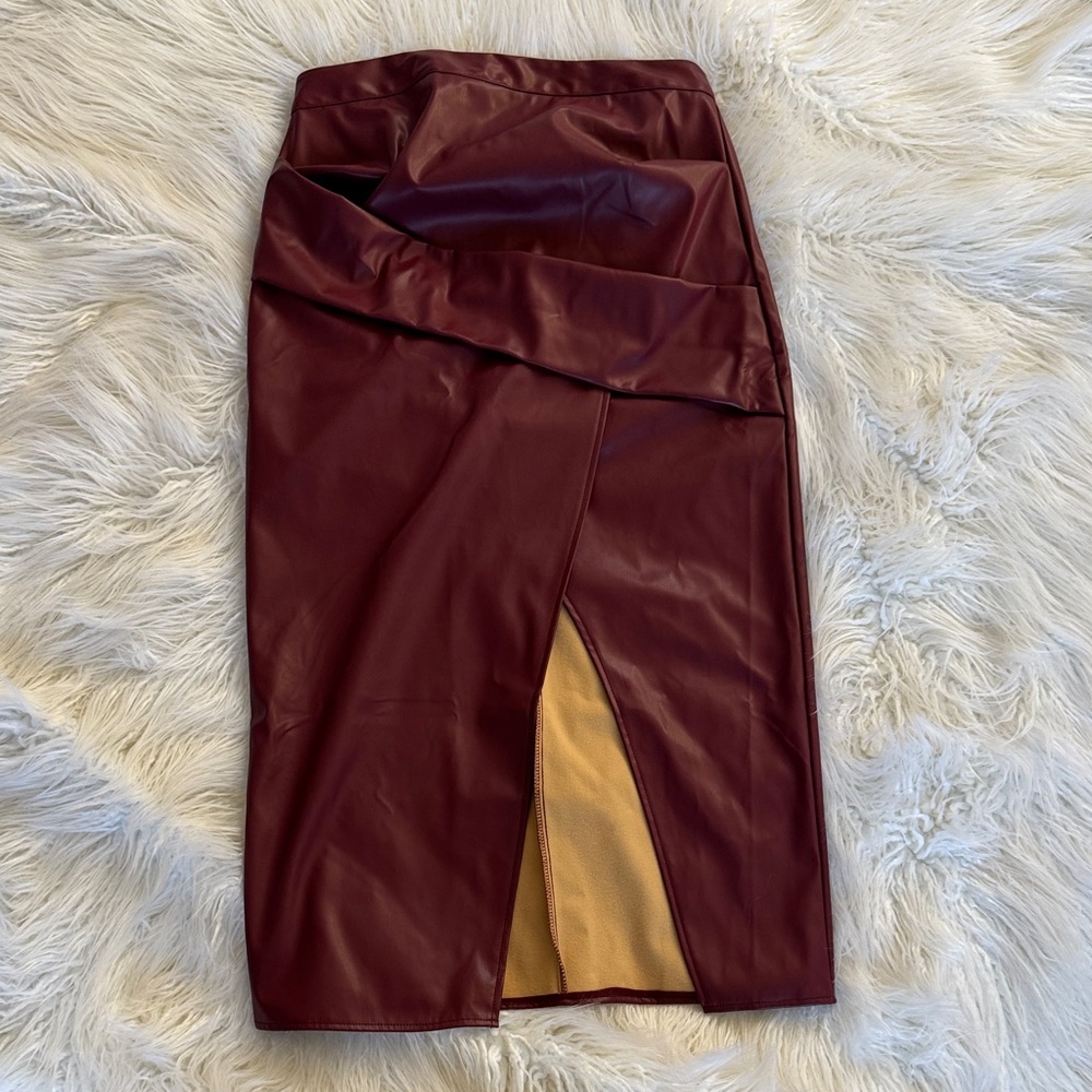 Commense Maroon Faux Leather Pencil Skirt